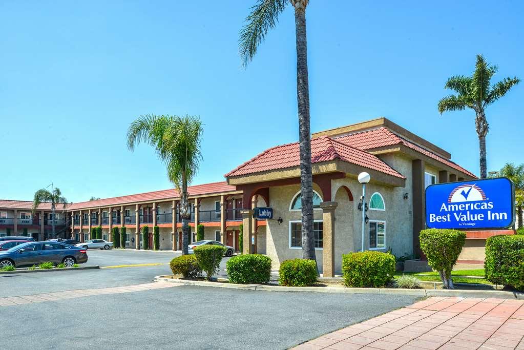 Americas Best Value Inn-Rialto Exterior photo