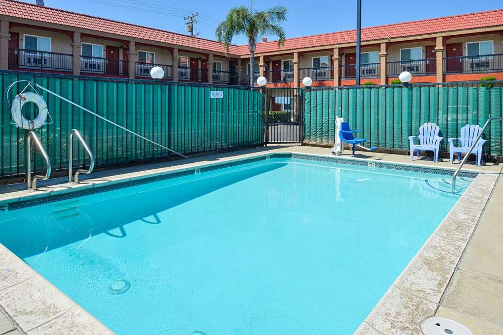 Americas Best Value Inn-Rialto Facilities photo