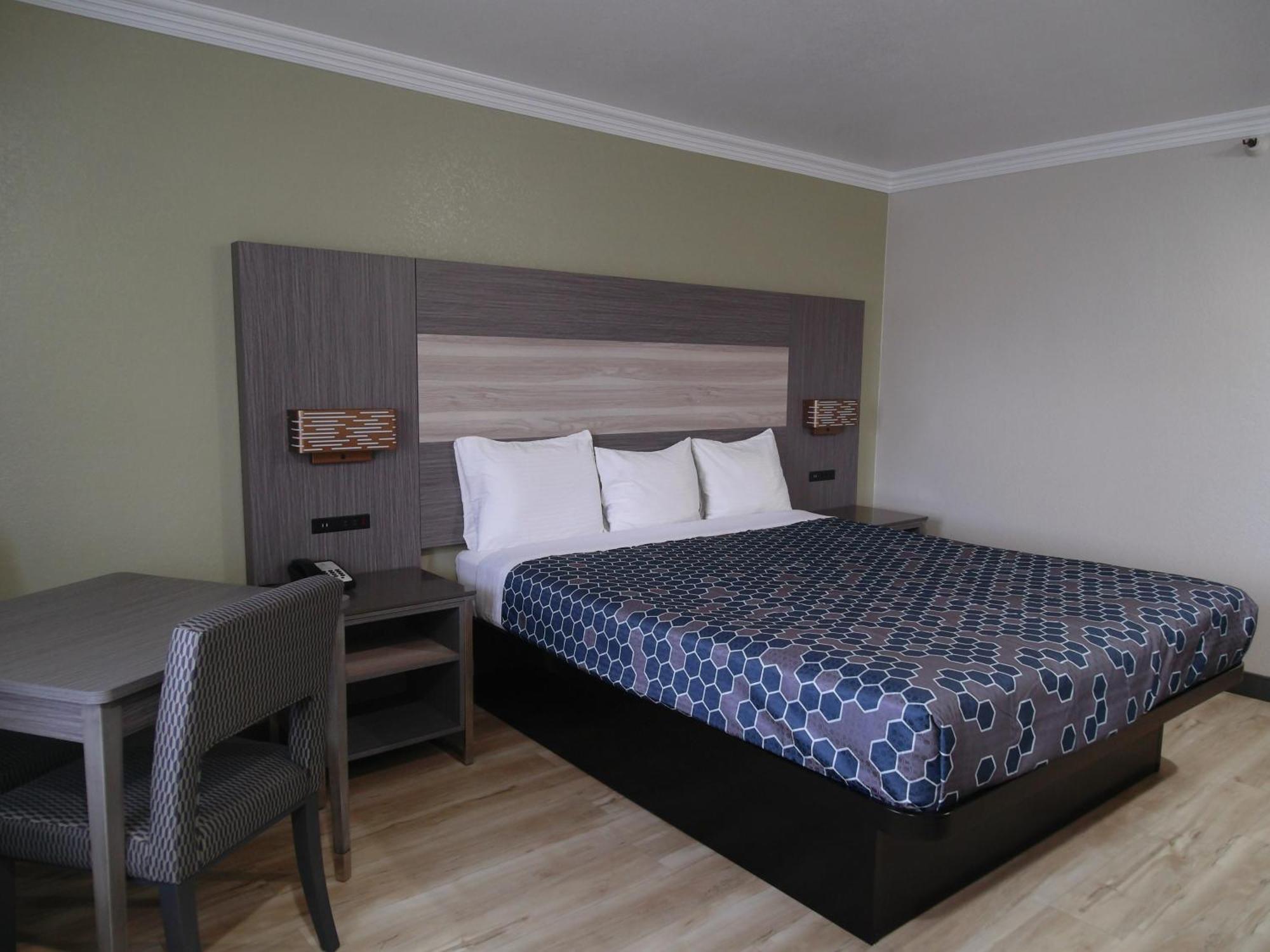 Americas Best Value Inn-Rialto Exterior photo